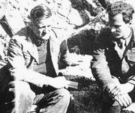 Ιστορική φωτό: Ο Κράιπε (αριστερά), κρατούμενος στα βουνά της Κρήτης...